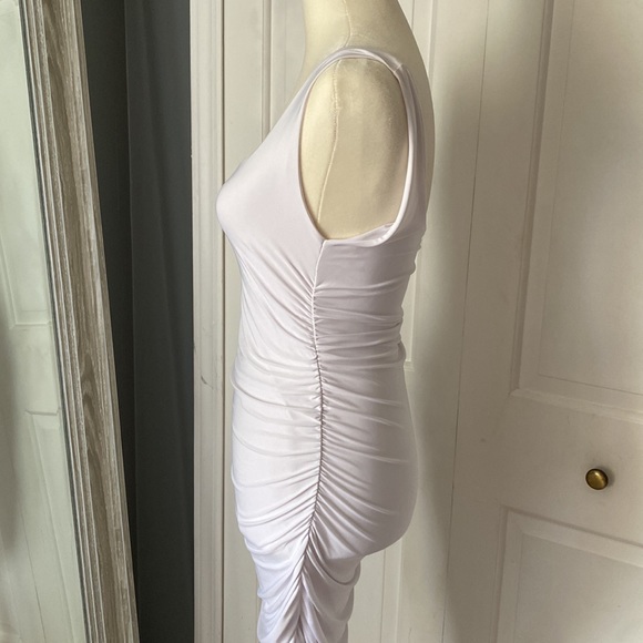 PRETTYLITTLETHING white slinky dress - Picture 3 of 4